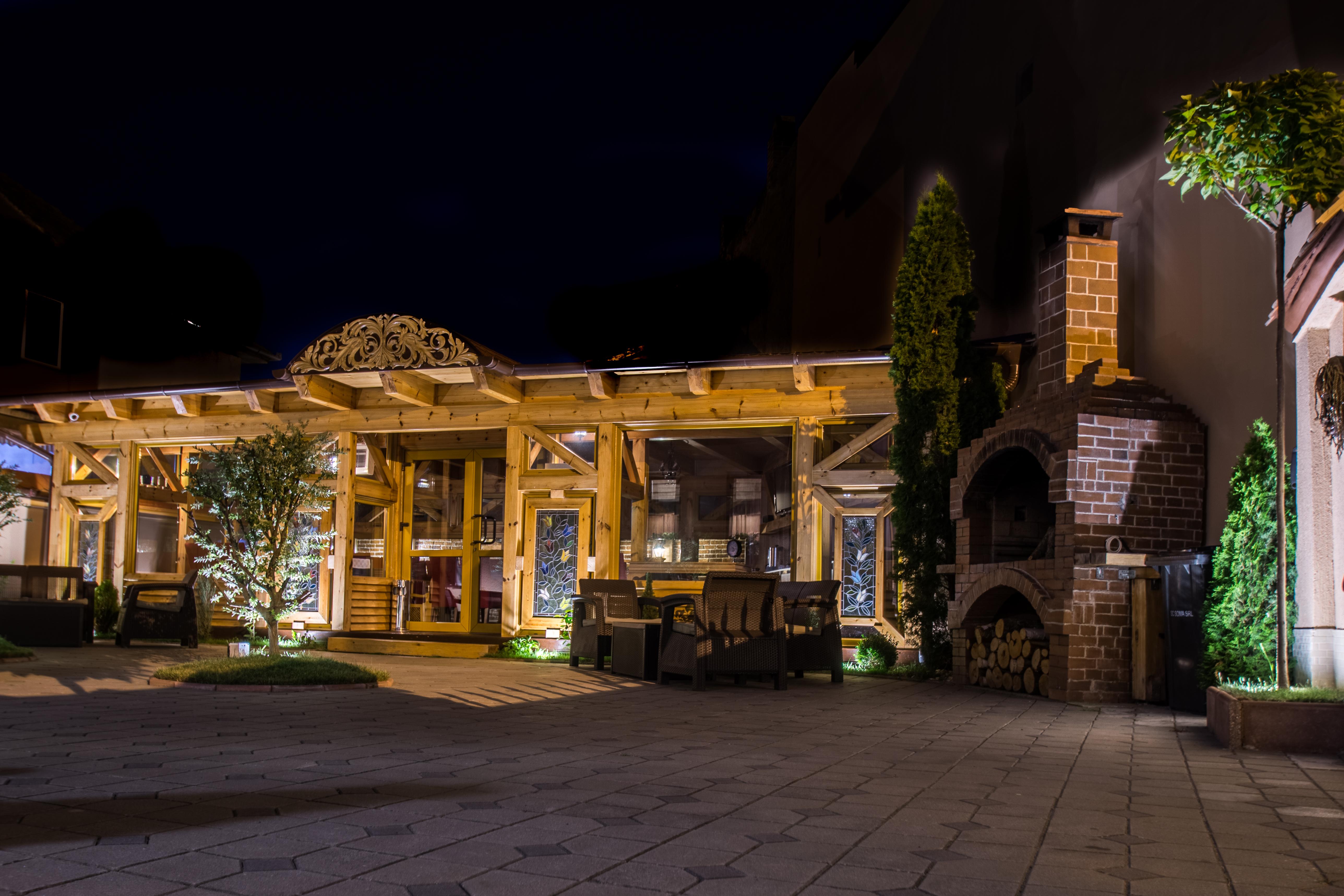 Noblesse Boutique Resort Sibiu Luaran gambar The Pergola at the Hotel